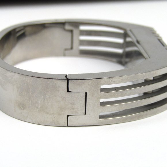 Tory Burch Fitbit Bracelet Hinged Silver - Picture 2 of 3